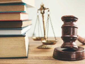 Leia mais sobre o artigo Juíza suspende execução de dívida bancária por risco à atividade de empresa